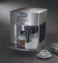 De'Longhi DeLonghi ESAM 3500 Magnifica Pronto Cappuccino -De’Longhi Verkaufsgeschäft 0e278772de9f89513c768d1ffddc75d2