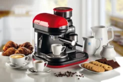 Ariete Siebträger-Espressomaschine Moderna Mit Kaffeemühle Und Aufschäumdüse, Rot/schwarz 24 Ariete Siebträger-Espressomaschine Moderna Mit Kaffeemühle Und Aufschäumdüse, Rot/schwarz -De’Longhi Verkaufsgeschäft 31fc9a2313f69f9d9210147e4769ddce