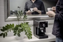 Gaggia R18433/11 Viva Style Black -De’Longhi Verkaufsgeschäft 43c11ad8469d8cefe5c20abf8dc0ce31