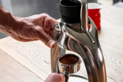 ROK Espressomaschine GC 7 ROK Espressomaschine GC -De’Longhi Verkaufsgeschäft 61381175ff26639c7a58bf25e82efd98