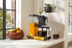 Moccamaster Kaffeemaschine KBG Select - Yellow Pepper -De’Longhi Verkaufsgeschäft 8bca8a53ab27b9139f0f8f91e16890a1