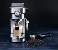 GASTRONOMA 18110001 Espressomaschine Baristo. Siebträgermaschine Mit 15 Bar Druck Und Milchaufschäumer -De’Longhi Verkaufsgeschäft 8d74831c3782434eea210aed29a06cb3
