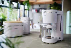 Philips Filterkaffeemaschine Conscious Collection Edition Aus 100% Biobasiertem Kunststoff, 1.2 L (HD5120/00) -De’Longhi Verkaufsgeschäft 95d1d9c29ade1d66496b7d3b919a8836
