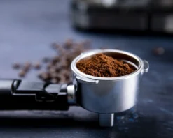 GASTRONOMA 18110001 Espressomaschine Baristo. Siebträgermaschine Mit 15 Bar Druck Und Milchaufschäumer -De’Longhi Verkaufsgeschäft 984c72c6f3705e43b0e4e0ada04d7c5a