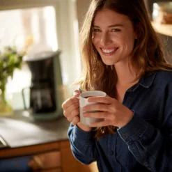 Tchibo Filterkaffeemaschine „Let’s Brew“, Für Bis Zu 10 Tassen Filterkaffee, 1,2L Aroma-Glaskaraffe, Edelstahl-Warmhalteplatte, Tropf-Stopp, Abschaltautomatik, Hellgrün 15 Tchibo Filterkaffeemaschine „Let’s Brew“, Für Bis Zu 10 Tassen Filterkaffee, 1,2L Aroma-Glaskaraffe, Edelstahl-Warmhalteplatte, Tropf-Stopp, Abschaltautomatik, Hellgrün -De’Longhi Verkaufsgeschäft a277c1c66cbff00d80c4230fa88bc5e8