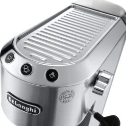 De'Longhi DeLonghi EC685.M Dedica Style Siebträger Espressomaschine Silber -De’Longhi Verkaufsgeschäft c253add762b35ba014331c4fa3c80070